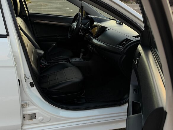 2008 Mitsubishi Lancer X, белый, 770000 рублей - вид 17