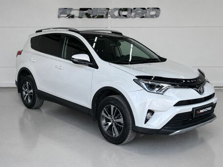 Toyota RAV4 IV (XA40) Рестайлинг