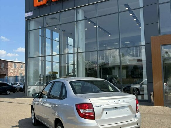 2026 Lada (ВАЗ) Granta I Рестайлинг, серебристый, 1238000 рублей - вид 6