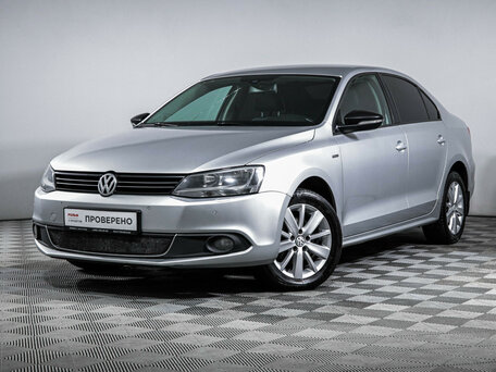 Volkswagen Jetta VI