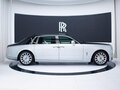 2023 Rolls-Royce Phantom Extended VIII Рестайлинг (Series II), серебристый, 50000000 рублей - вид 5