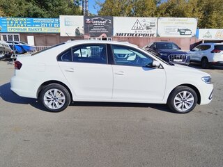 2022 Volkswagen Polo VI, белый, 1739000 рублей, вид 4