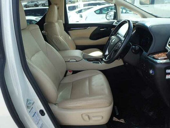 2019 Toyota Alphard III Рестайлинг, белый, 4450000 рублей - вид 14