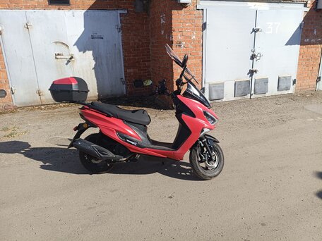 2025 Yamaha Majesty 125/180, красный, 79000 рублей, вид 2