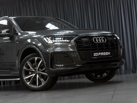 2023 Audi Q7 50 TDI II (4M) Рестайлинг, серый, 11499000 рублей - вид 5