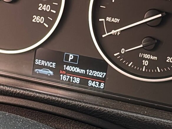 2015 BMW 3 серии 318i VI (F3x) Рестайлинг, чёрный, 1600000 рублей - вид 11