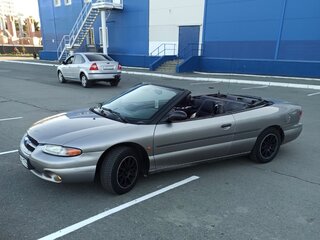1998 Chrysler Stratus, серебристый, 800000 рублей, вид 1