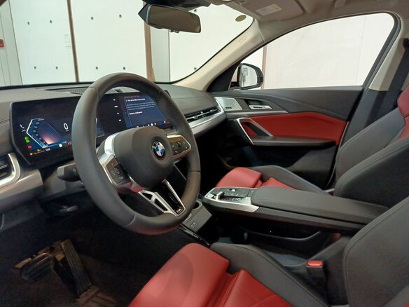 2024 BMW X2 xDrive25i II (U10), белый, 5197000 рублей - вид 13