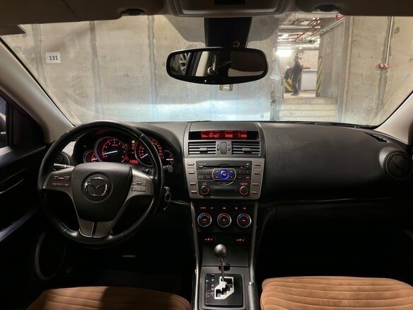 2008 Mazda 6 II (GH), пурпурный, 700000 рублей - вид 11
