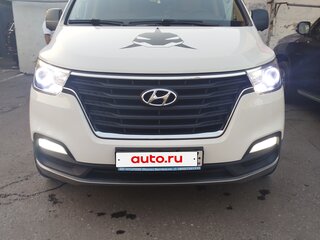 2018 Hyundai Grand Starex I Рестайлинг 2, белый, 4000000 рублей, вид 2