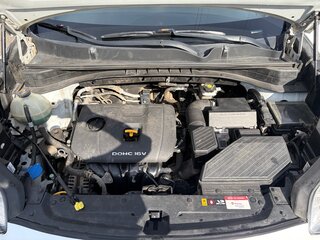 2017 Kia Sportage IV, белый, 1690000 рублей, вид 3