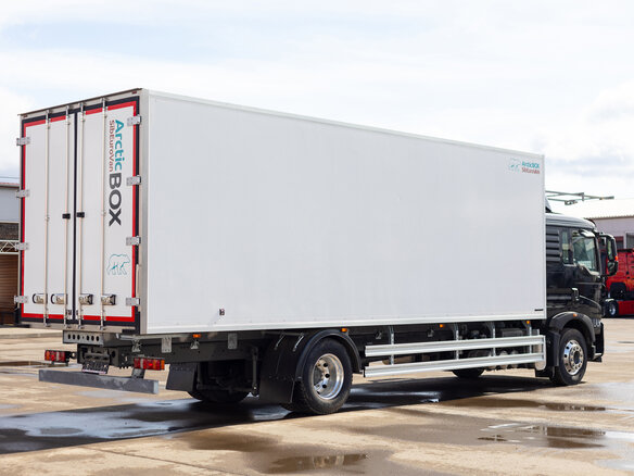 2024 Sinotruk Howo 4X2, чёрный, 9300000 рублей - вид 25