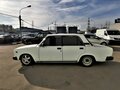 2002 Lada (ВАЗ) 2107, белый, 95000 рублей - вид 4