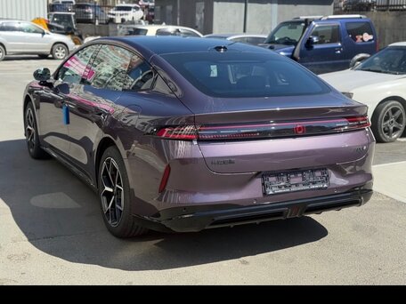 2026 Changan Qiyuan A06 28.39 kWh, фиолетовый, 2580000 рублей, вид 4