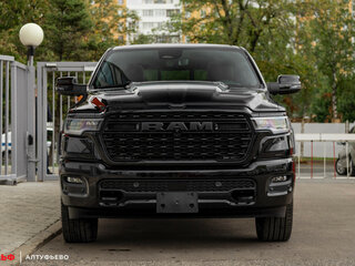 2026 Ram 1500 Rumble Bee V Рестайлинг, чёрный, 12990000 рублей, вид 3