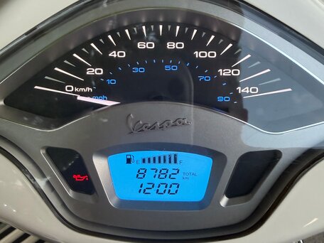 2016 Vespa Primavera, белый, 460000 рублей, вид 4