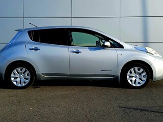 2013 Nissan Leaf (EM57) I (ZE0/AZE0), серый, 760000 рублей, вид 4