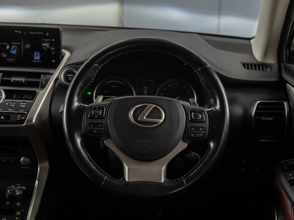 2019 Lexus NX 300h I Рестайлинг, белый, 3499000 рублей - вид 24