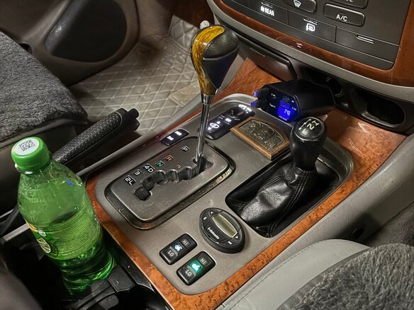 2003 Lexus LX 470 II Рестайлинг, чёрный - вид 18