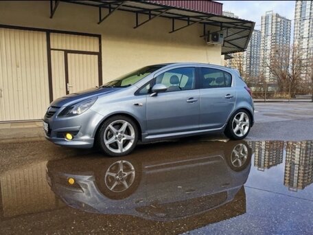 2008 Opel Corsa GSi D, серебристый, 750000 рублей, вид 1
