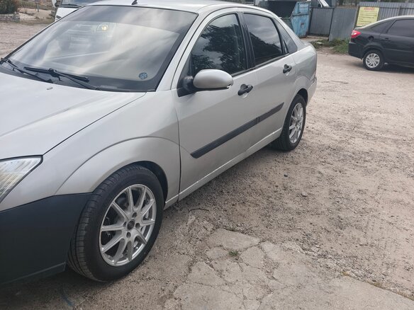 2001 Ford Focus I Рестайлинг, серебристый, 250000 рублей - вид 10