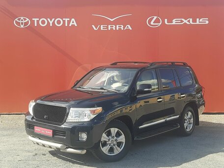 Toyota Land Cruiser 200 Series Рестайлинг 1