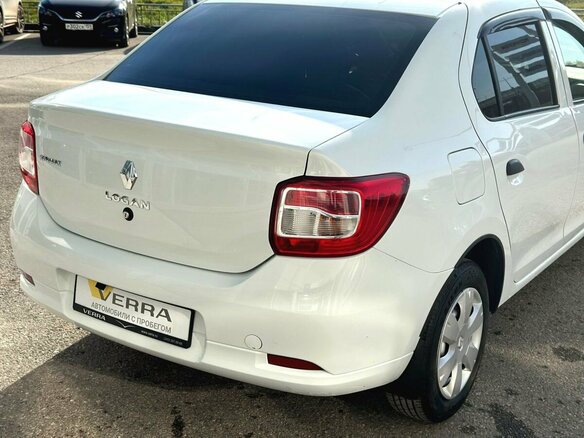 2019 Renault Logan II Рестайлинг, белый, 750000 рублей - вид 11