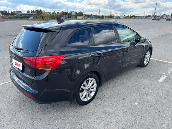 2017 Kia Ceed II Рестайлинг, чёрный, 1430000 рублей - вид 5
