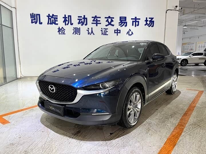 Открыть фотографии: Mazda CX-30 I