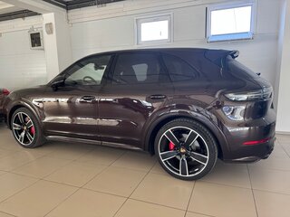 2021 Porsche Cayenne GTS III, коричневый, 11900000 рублей, вид 3