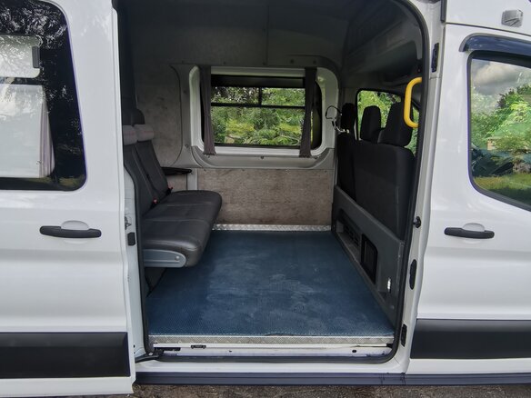 2020 Ford Transit, белый, 5600000 рублей - вид 12