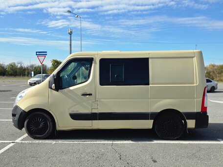 2015 Renault Master, бежевый, 1600000 рублей, вид 3