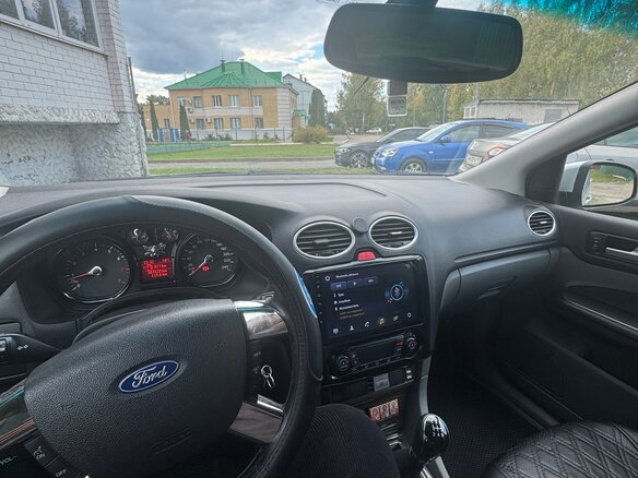 2008 Ford Focus II Рестайлинг, серебристый, 460000 рублей - вид 10