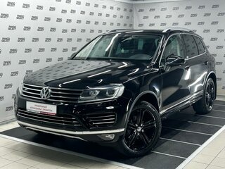 2016 Volkswagen Touareg II Рестайлинг, чёрный, 2900000 рублей, вид 1