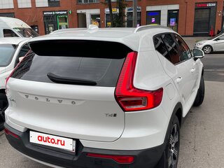 2021 Volvo XC40 I, белый, 3250000 рублей, вид 4