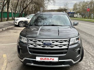 2018 Ford Explorer V Рестайлинг 2, серый, 4100000 рублей, вид 1