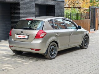 2011 Kia Ceed I Рестайлинг, серебристый, 470000 рублей, вид 2