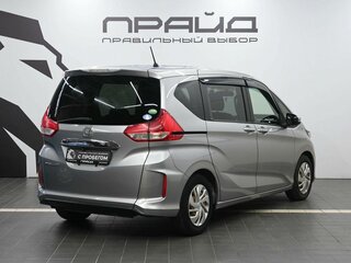 2016 Honda Freed+ II, серебристый, 1369900 рублей, вид 3