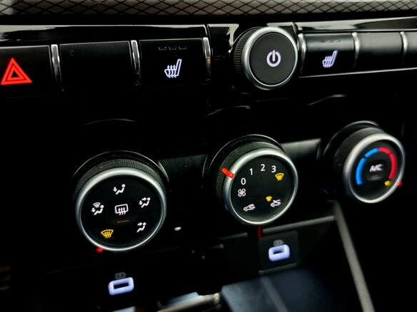 2023 Lada (ВАЗ) Vesta I Рестайлинг (NG), белый, 990000 рублей - вид 13