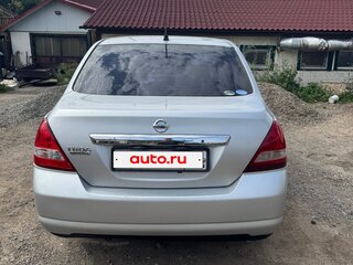 2010 Nissan Tiida I Рестайлинг, серый, 580000 рублей, вид 4