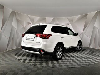 2018 Mitsubishi Outlander III Рестайлинг 2, серый, 1915150 рублей, вид 2