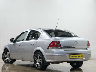2010 Opel Astra H Рестайлинг, серебристый, 669000 рублей, вид 4
