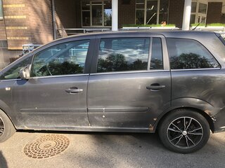 2011 Opel Zafira B Рестайлинг, серый, 500000 рублей, вид 2