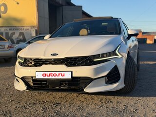 2020 Kia K5 III, белый, 2450000 рублей, вид 3