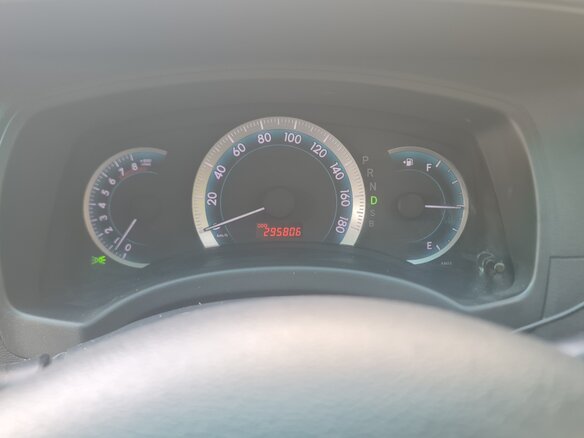 2010 Toyota ISis I Рестайлинг, белый - вид 10