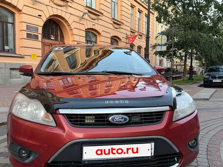 2008 Ford Focus II Рестайлинг, красный, 415000 рублей, вид 1