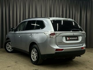 2012 Mitsubishi Outlander III, серебристый, 1209900 рублей, вид 3