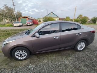 2018 Kia Rio IV, коричневый, 1250000 рублей, вид 3