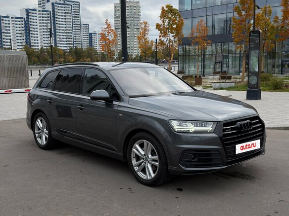 2016 Audi Q7 II (4M), серый, 4350000 рублей