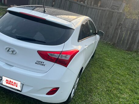 2016 Hyundai i30 II Рестайлинг, белый, 760000 рублей, вид 5